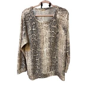 Oddy Women’s 1XL Gray Leopard Print Sweatshirt Made in USA Soft Stretch Pullover